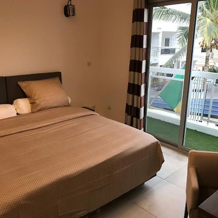 Hotel J Pad Dakar Esterno foto