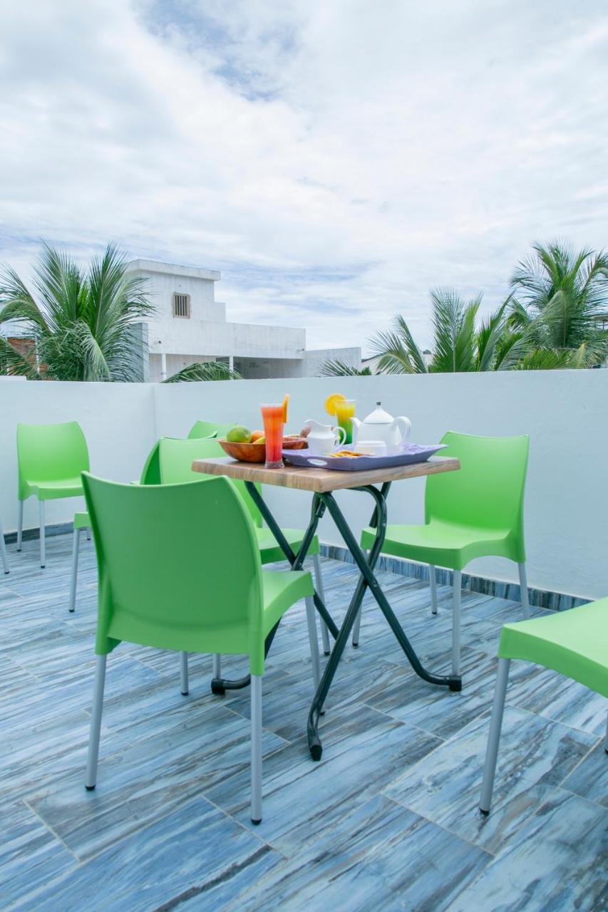Hotel J Pad Dakar Esterno foto